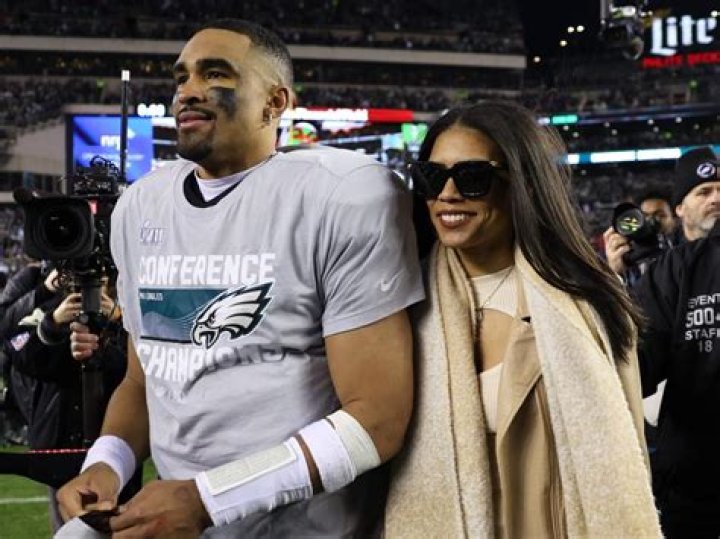 Aaron Hicks Ethnicity: Who Are His Parents? Age Girlfriend Or Wife And Net Worth