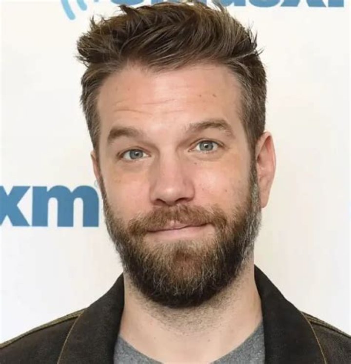 Anthony Jeselnik Wiki, Biography, Age, Life, Ethnicity, Religion, Affair, Married, Net Worth, Height, Weight, Trivia, Facts