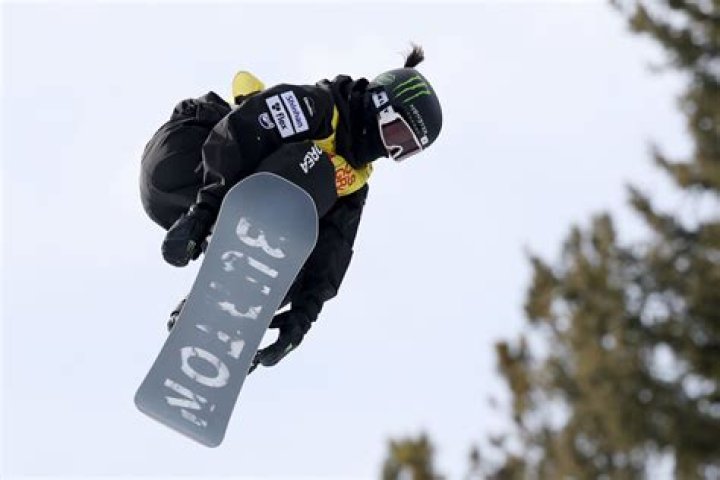 Courtney Rummel Age And Wikipedia – How Old Tall Is USA Snowboarder