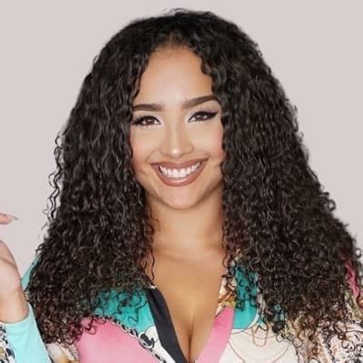 Demetria Obilor Bio, Wiki, Age, Husband, Height, Parents, Net Worth, WFAA