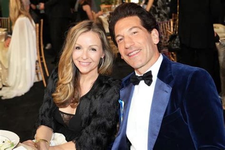 Erin Angle (Jon Bernthal Wife) Wikipedia, Bio, Age, Height, Weight, Net Worth, Husband, Children, Facts