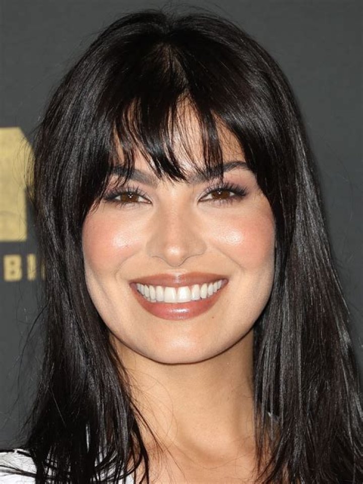 Essined Aponte Height, Weight, Net Worth, Age, Wiki, Who, Instagram, Biography
