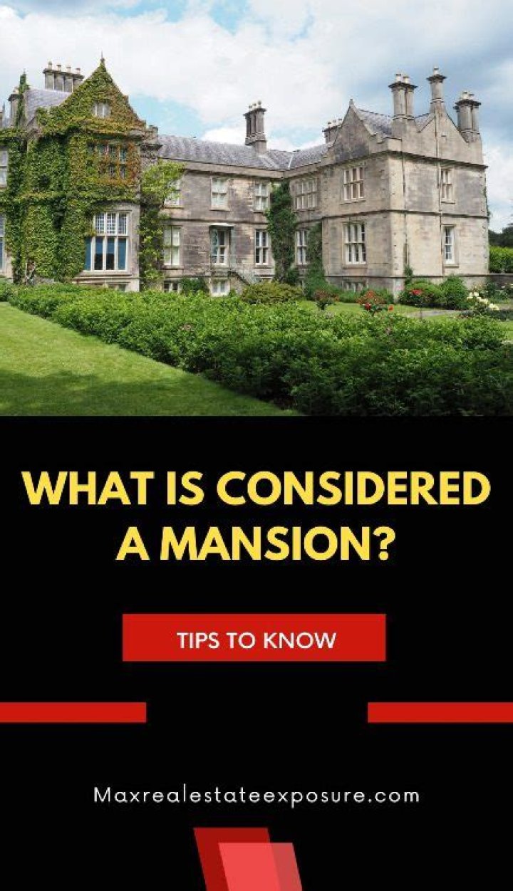 How many rooms is considered a mansion