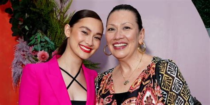 How Old Is Lola Tung? The Summer I Turned Pretty Cast – Parents And Ethnicity