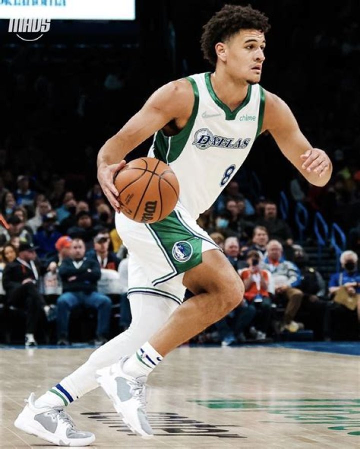 Jalen Brunson Net Worth, Wiki, Biography, Age, Girlfriend, Parents, Photos, and More