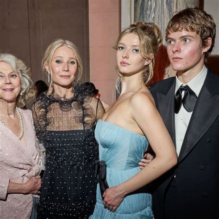 Katharine Danner: Who is Blythe Danner mother?