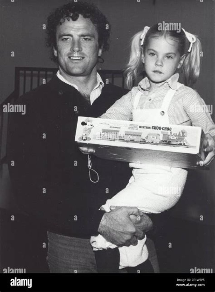Mariah Dobson (Kevin Dobson Daughter) Bio, Wiki, Age, Family, Siblings and Net Worth