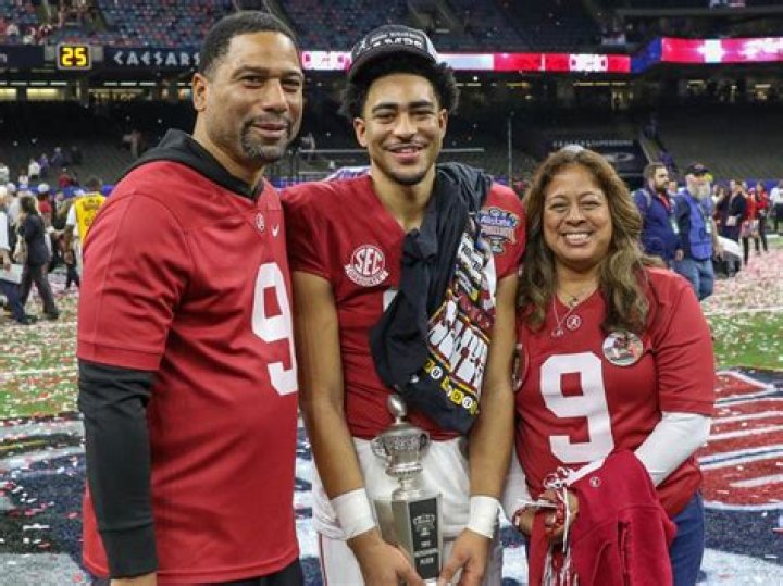 Meet Bryce Young Dad Craig and Julie Young: The American Footballer Parents Detailsm
