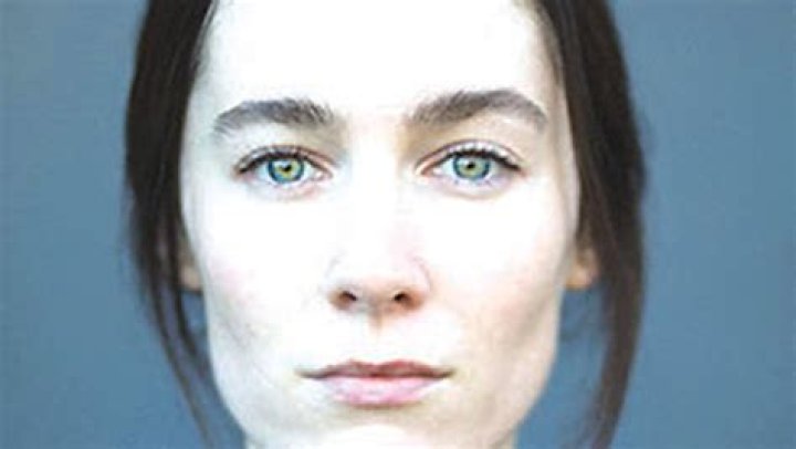 Siobhán Cullen: Everything To Know About The Actress From The Irish Series The Dry