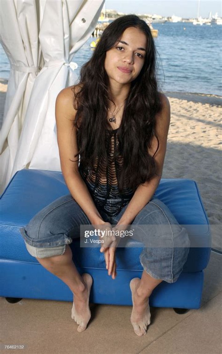 Sohvi Rodriguez Age, Bio, Wiki, Bikini – Who is Mia From Animal Kingdom? Feet