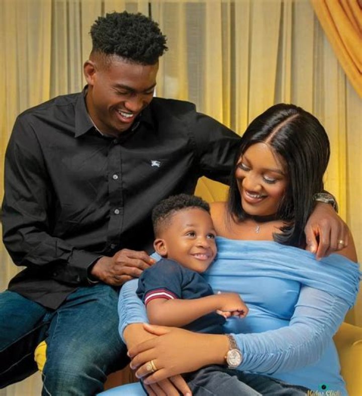 Taiwo Awoniyi Biography: Wife, House, Age, Salary, Net Worth, Cars, Stats, Goals, Wiki, Children
