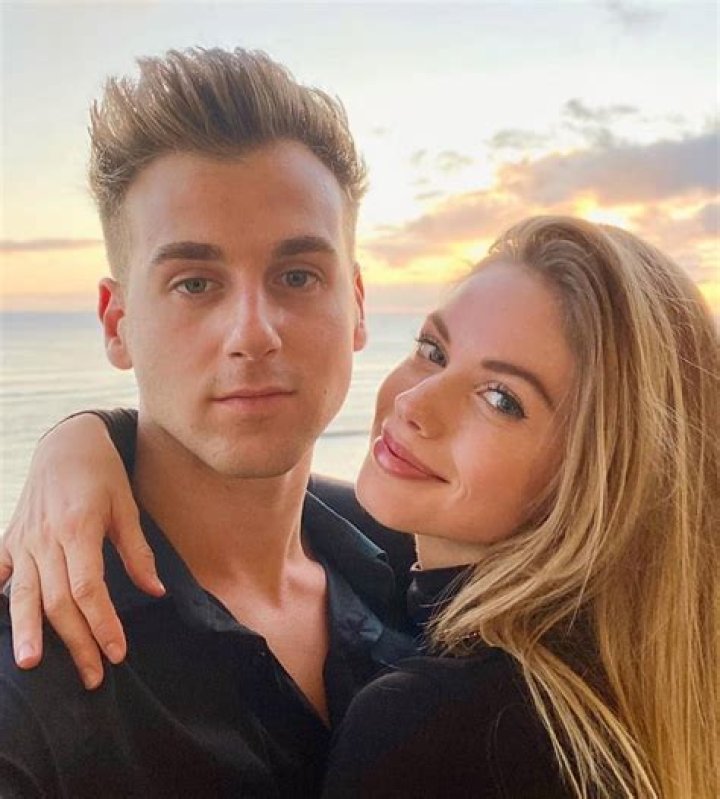 Tal Fishman (Comedian) Wiki, Bio, Age, Height, Weight, Girlfriend, Net Worth, Family: 10 Facts about him