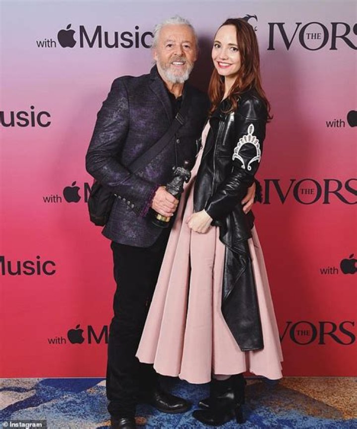 Who Is Louise Meldrum, Roland Gift Wife? Wikipedia And Age