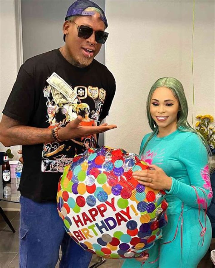 Who Is Yella Beezy Baby Mama-Girlfriend JustDeee? Age & Net Worth – Rape Allegations