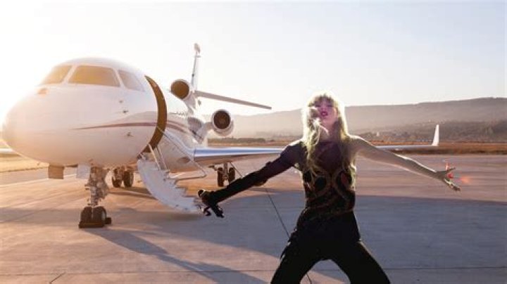 Yung Bleu Buys Himself A Private Jet: “It Took Me 10 Years To Get Here”